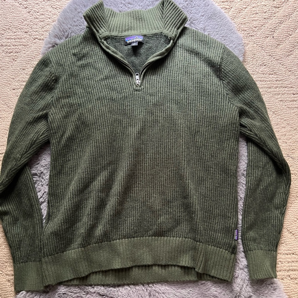 Patagonia 100% Merino Wool Mens Sweater Sz M